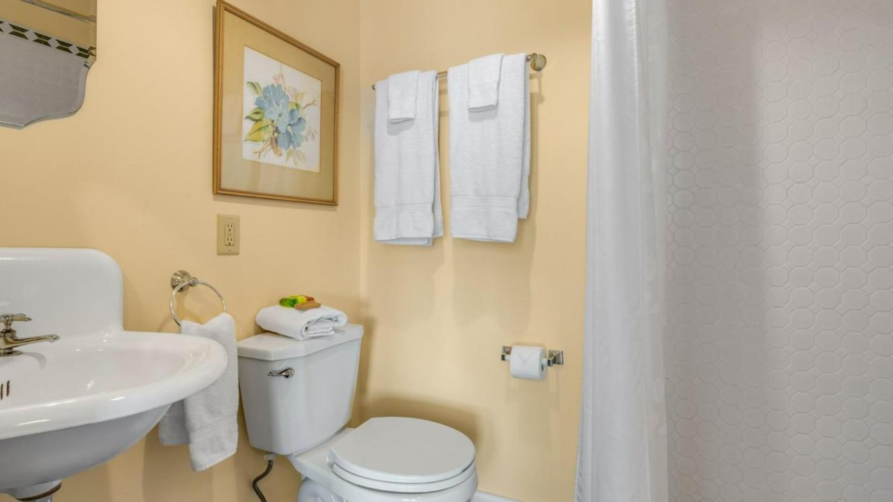 Hotel The Woodbridge House Kingsville Exterior foto